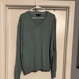 Banana Republic Men's Green V-Neck Sweater